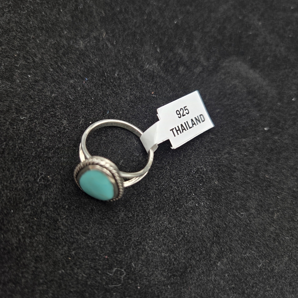 Turquoise Silver Ring - Picture 3 of 3